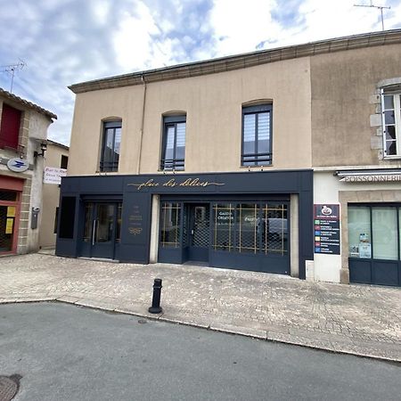 Appartement 97 M2 Proche Puy Du Fou Saint-Laurent-sur-Sèvre Exterior foto